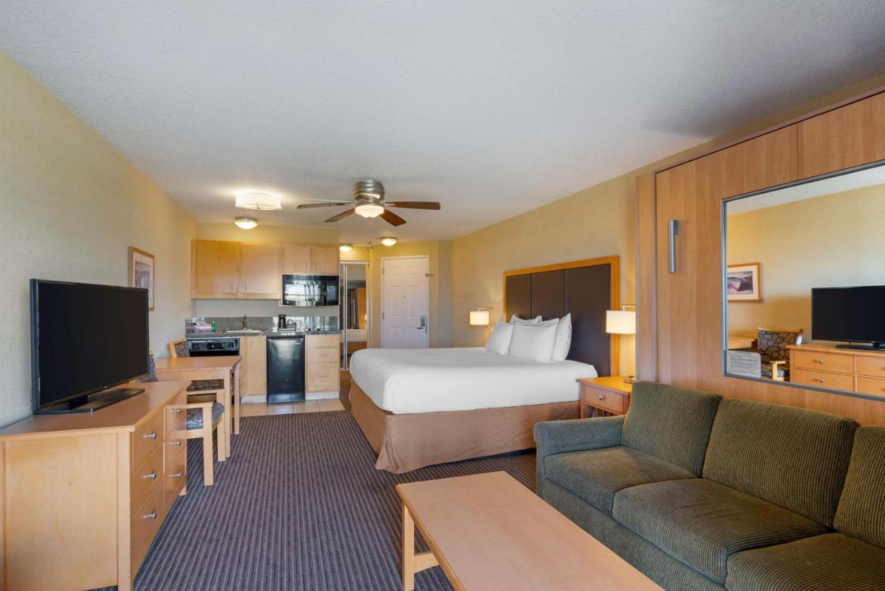 Hotel Western Ocean View 3*
